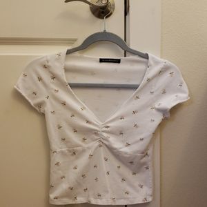 NWOT brandy melville white floral gina top